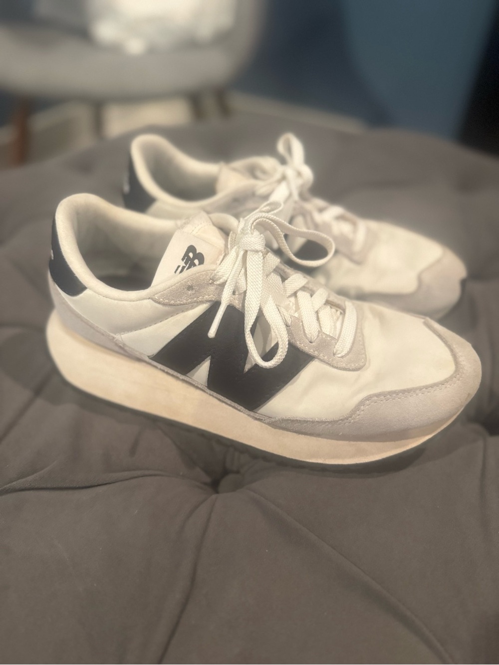 New Balance Men’s White and Black Casual Runner Sneakers - Picture 3 of 4